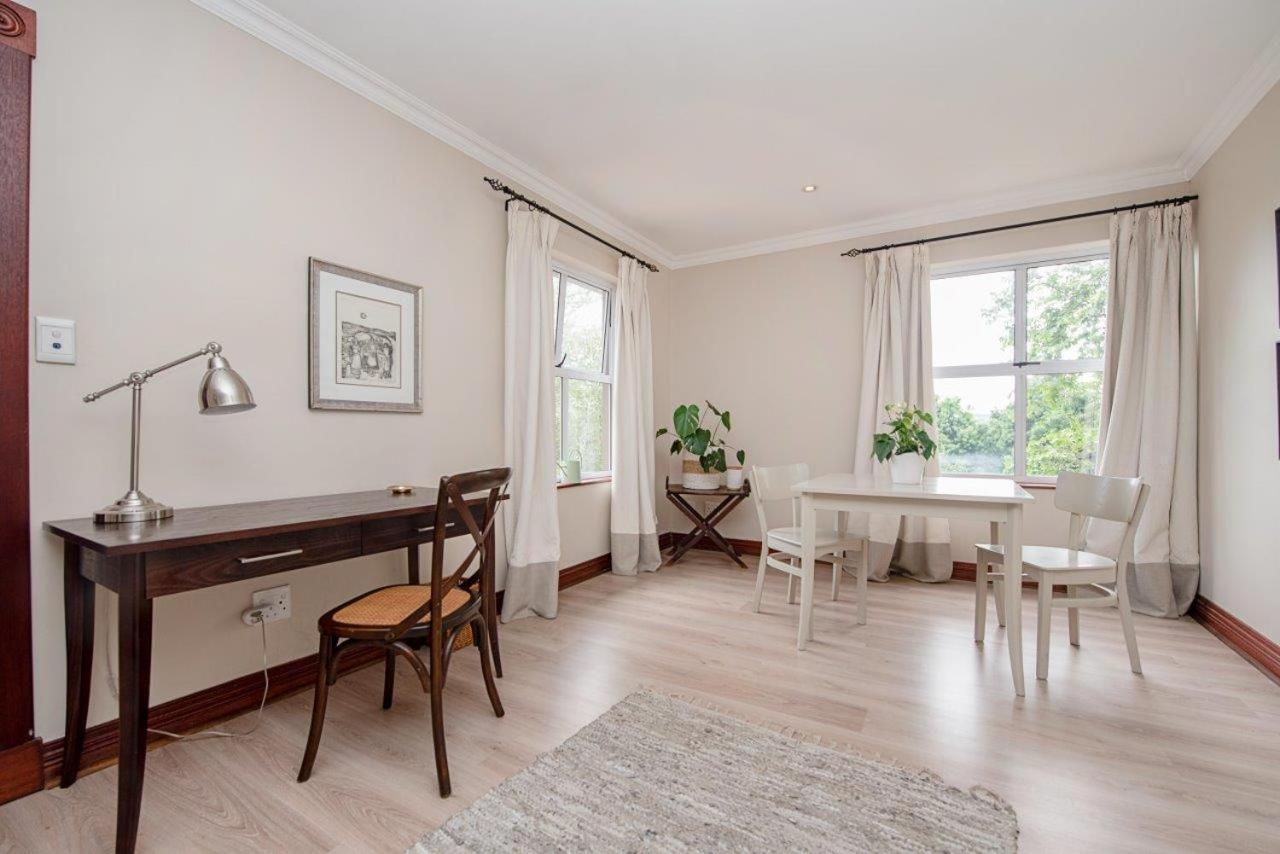 Wild Olive Executive Suite Johannesburg Esterno foto