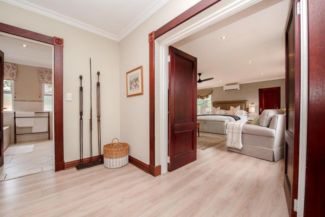 Wild Olive Executive Suite Johannesburg Esterno foto