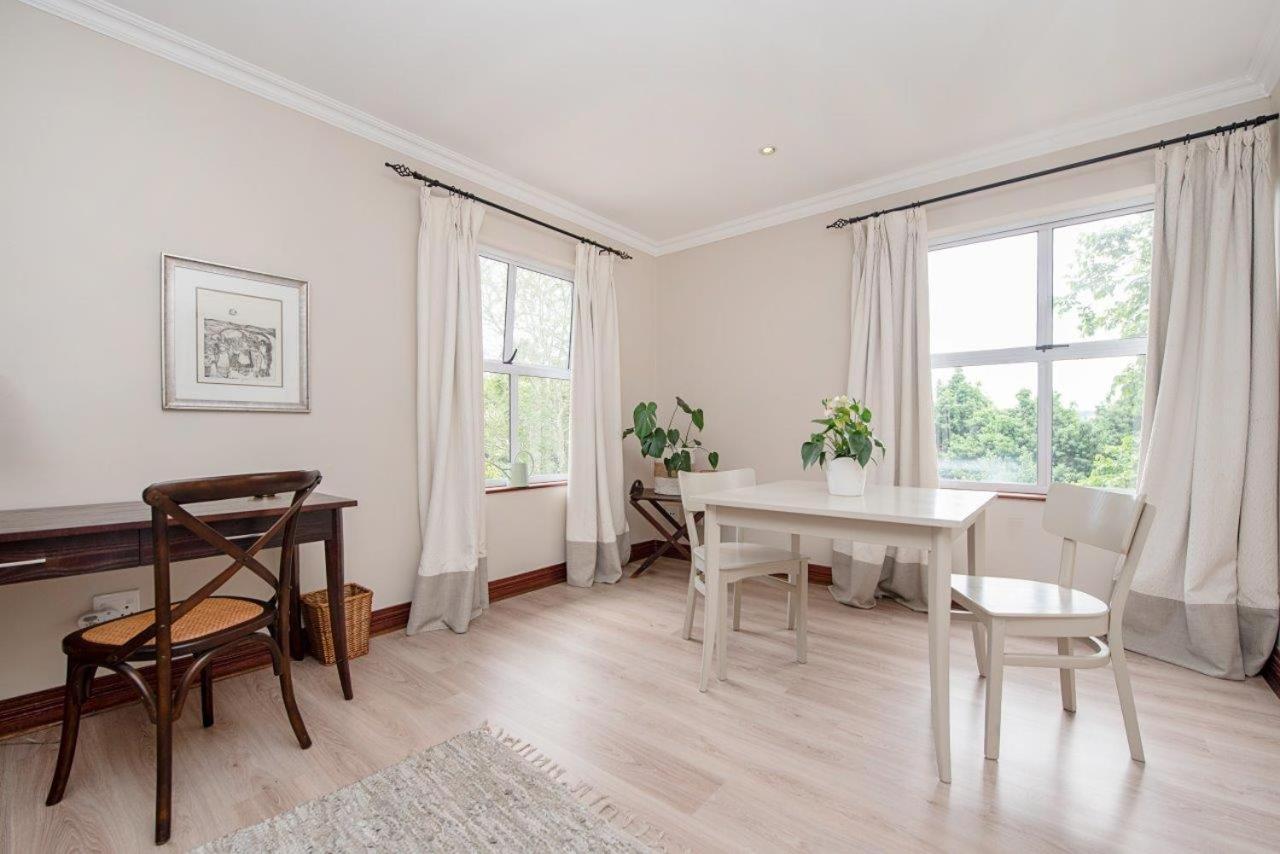Wild Olive Executive Suite Johannesburg Esterno foto