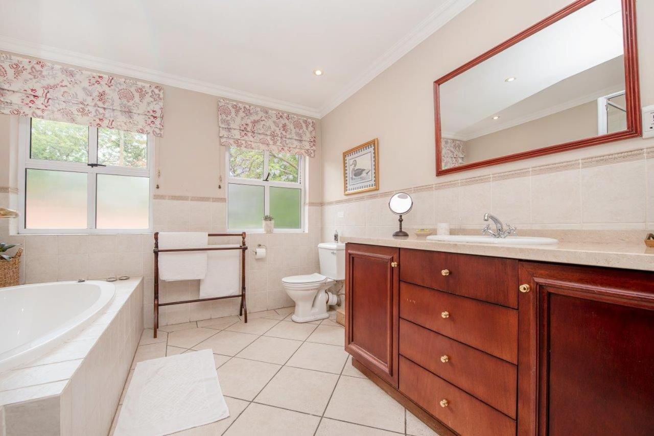 Wild Olive Executive Suite Johannesburg Esterno foto