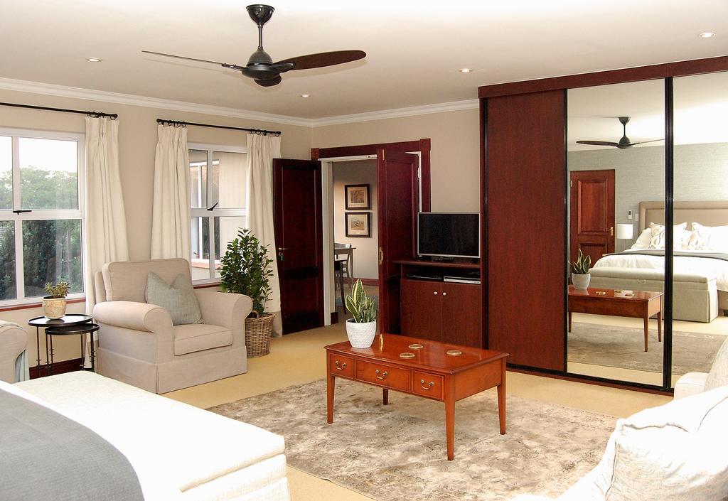 Wild Olive Executive Suite Johannesburg Esterno foto