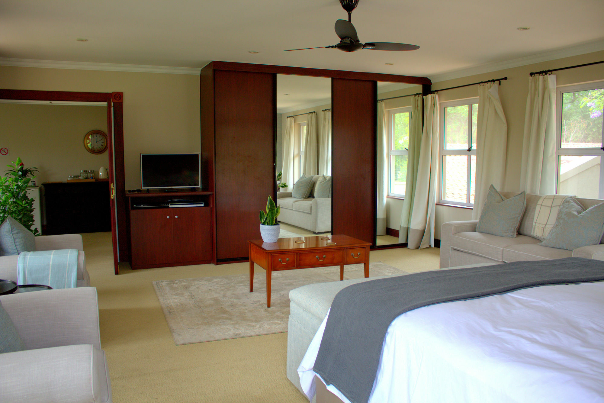 Wild Olive Executive Suite Johannesburg Esterno foto